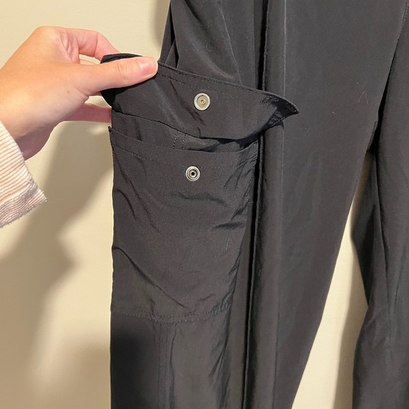 Athleta Vienna Cargo Pant Women’s Size 14 Black - Picture 13 of 16